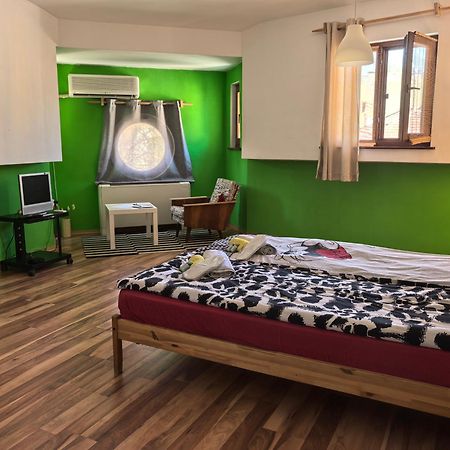 4 Rooms Plovdiv Esterno foto