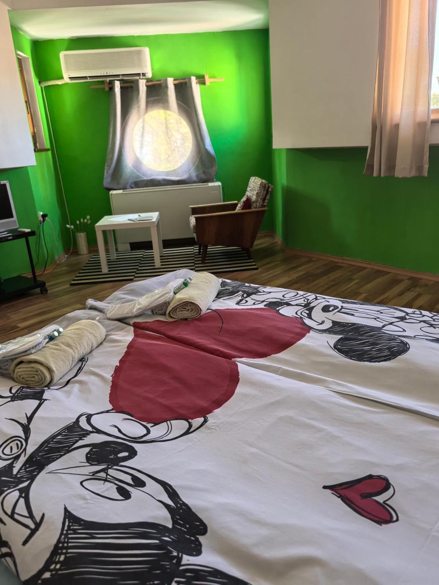 4 Rooms Plovdiv Esterno foto